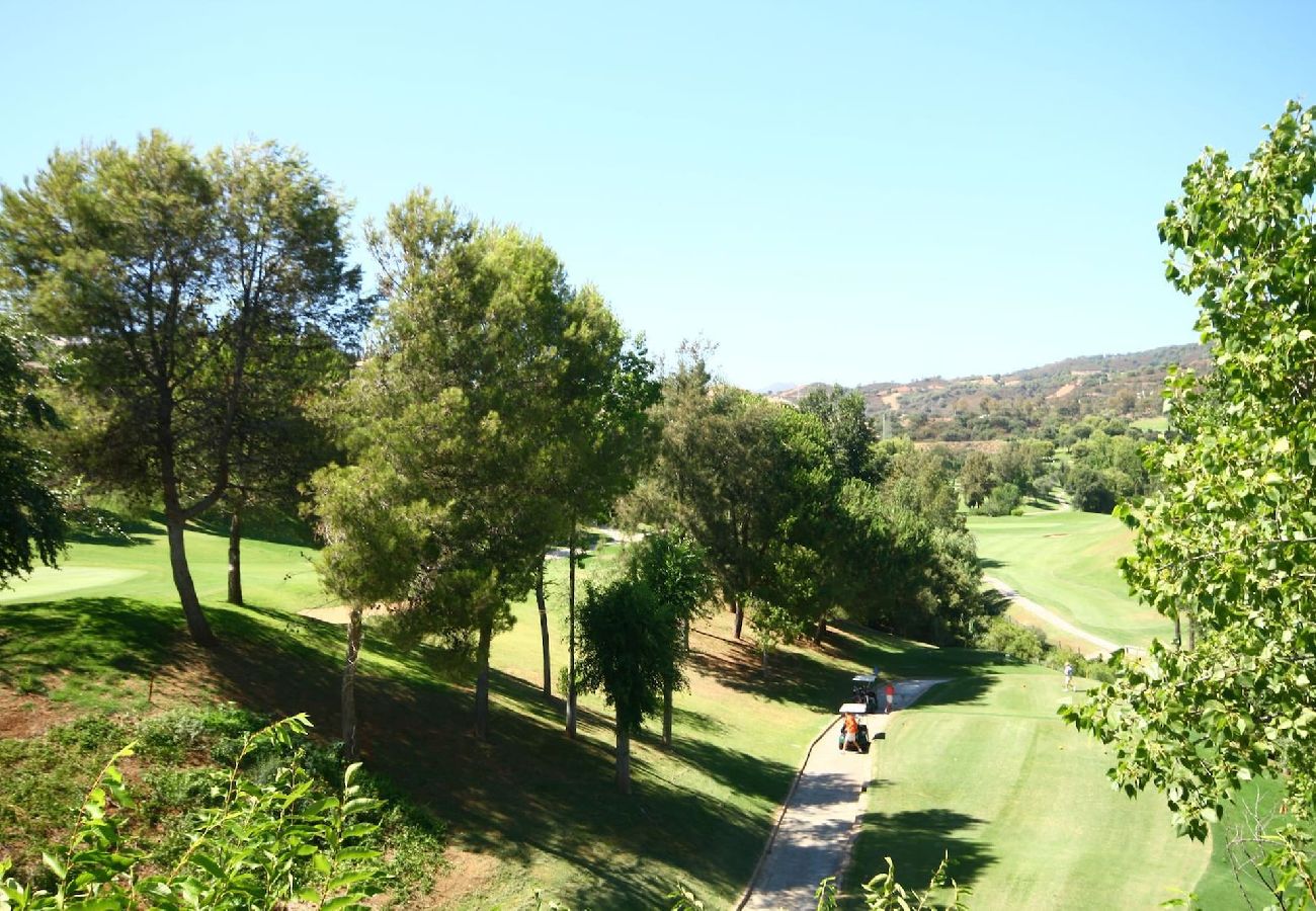 Apartment in Ojen - Three bedroom apartment La Mairena Elviria 