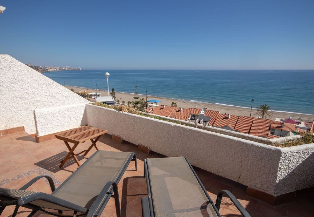 Townhouse in Fuengirola - 2 Bedroom Holiday Rental Townhouse 