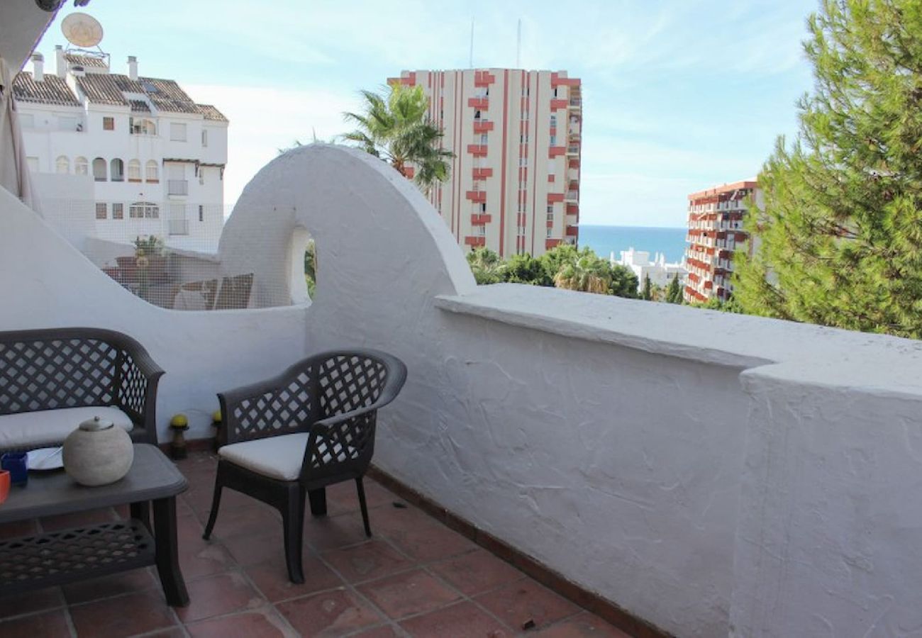 Apartment in Benalmádena - 2 Bedroom Holiday Apartment in Benalmadena 