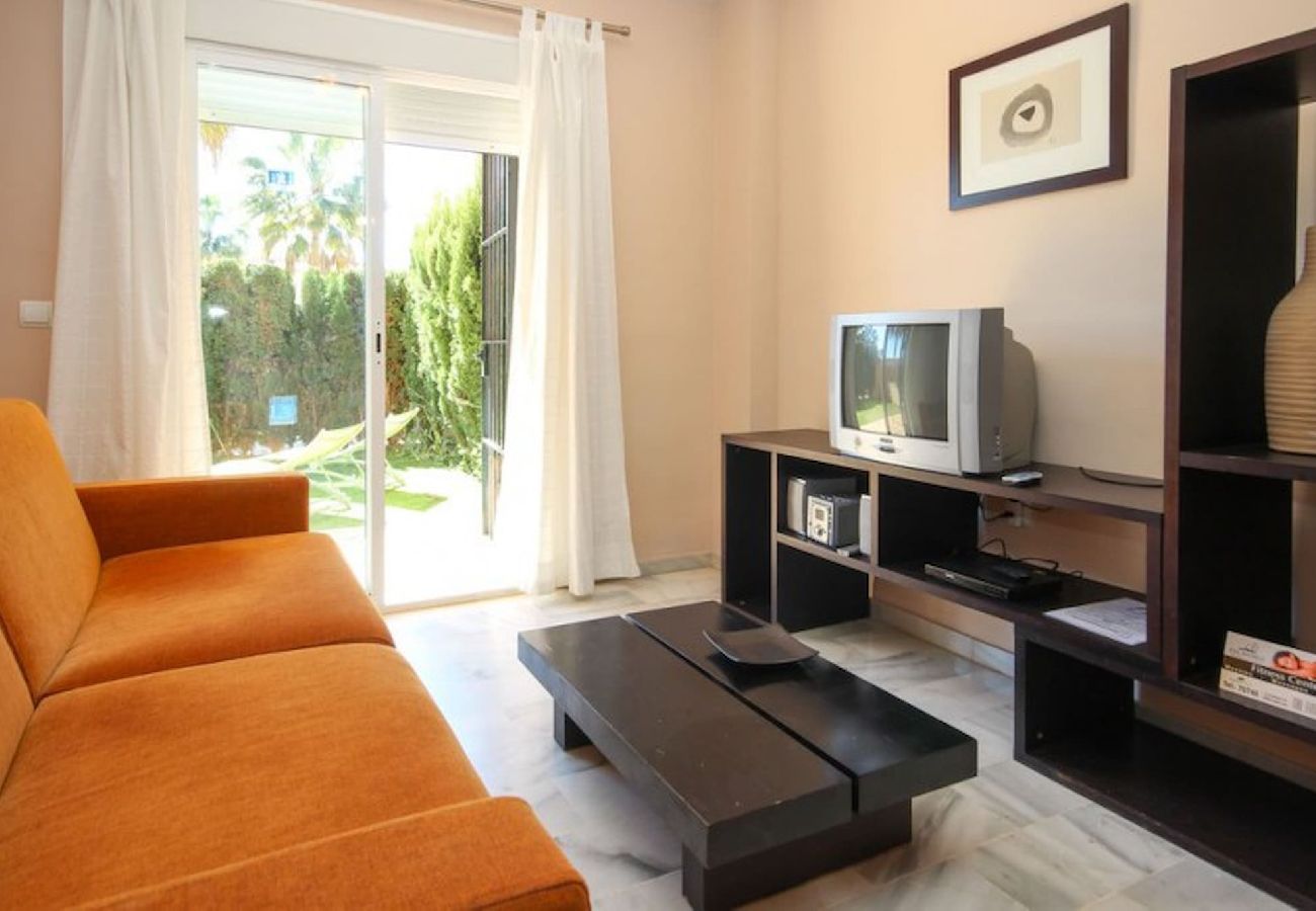 Apartment in Mijas Costa - 2 bedroom apartment in Club la Costa Mijas Costa 