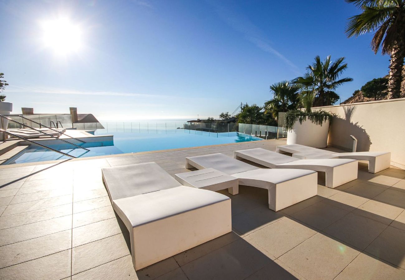 Apartment in Benalmádena - Stunning sea views @ Stupa hills 