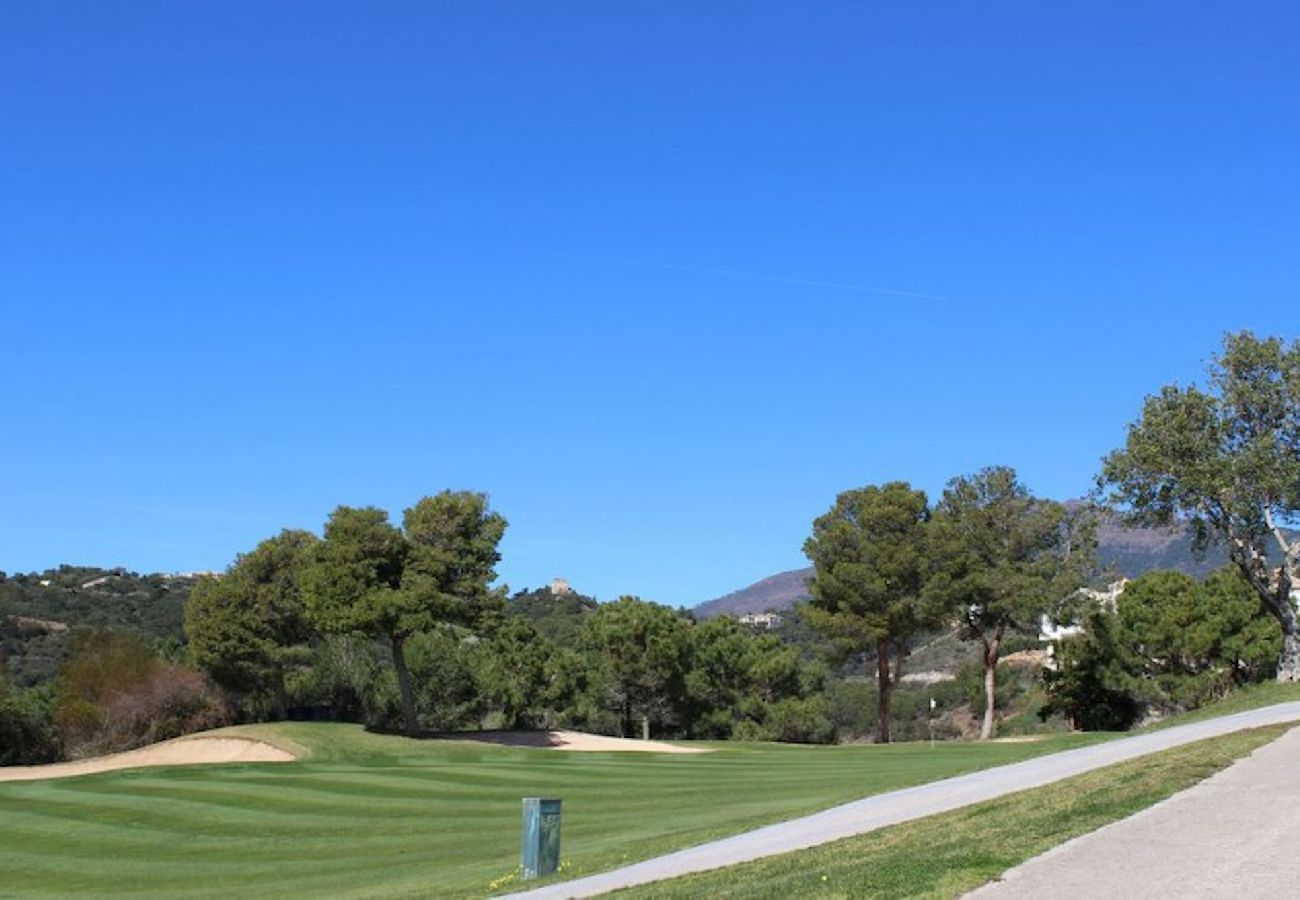 Apartment in Benahavís - Garden apt in La Torre, Los Arqueros Golf Club 