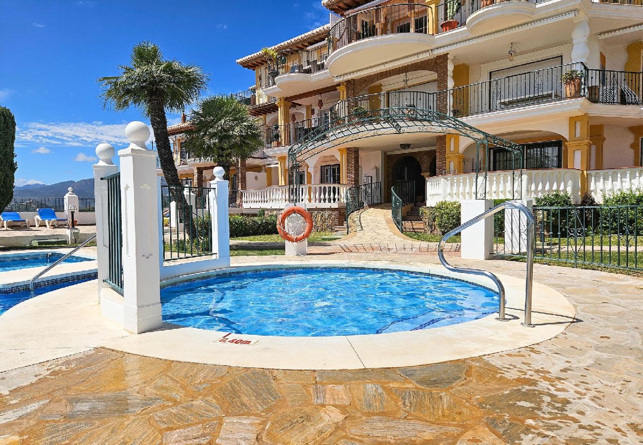 Apartment in Mijas Costa - Two bedroom duplex apartment in Mijas Golf 