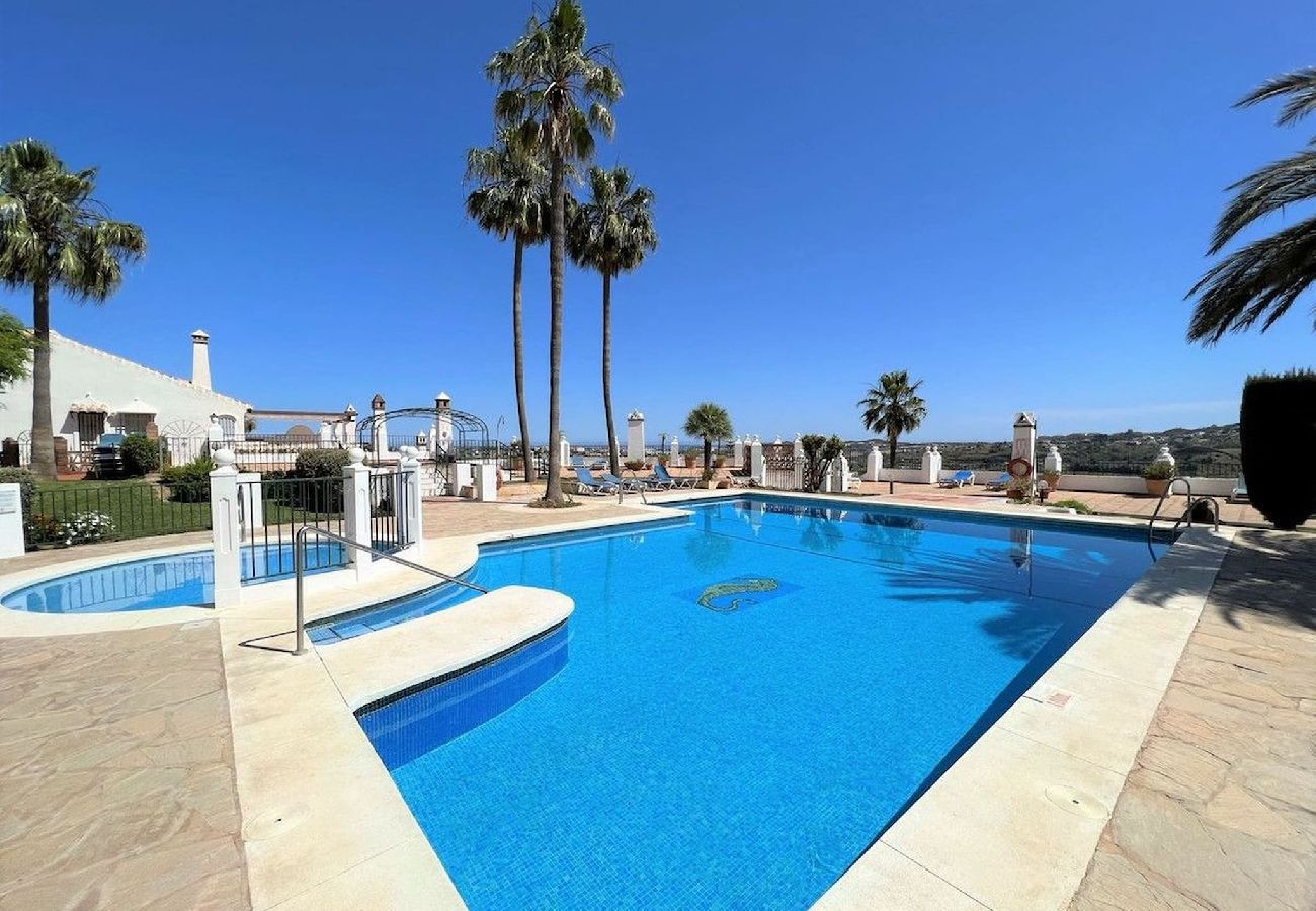 Apartment in Mijas Costa - Two bedroom duplex apartment in Mijas Golf 