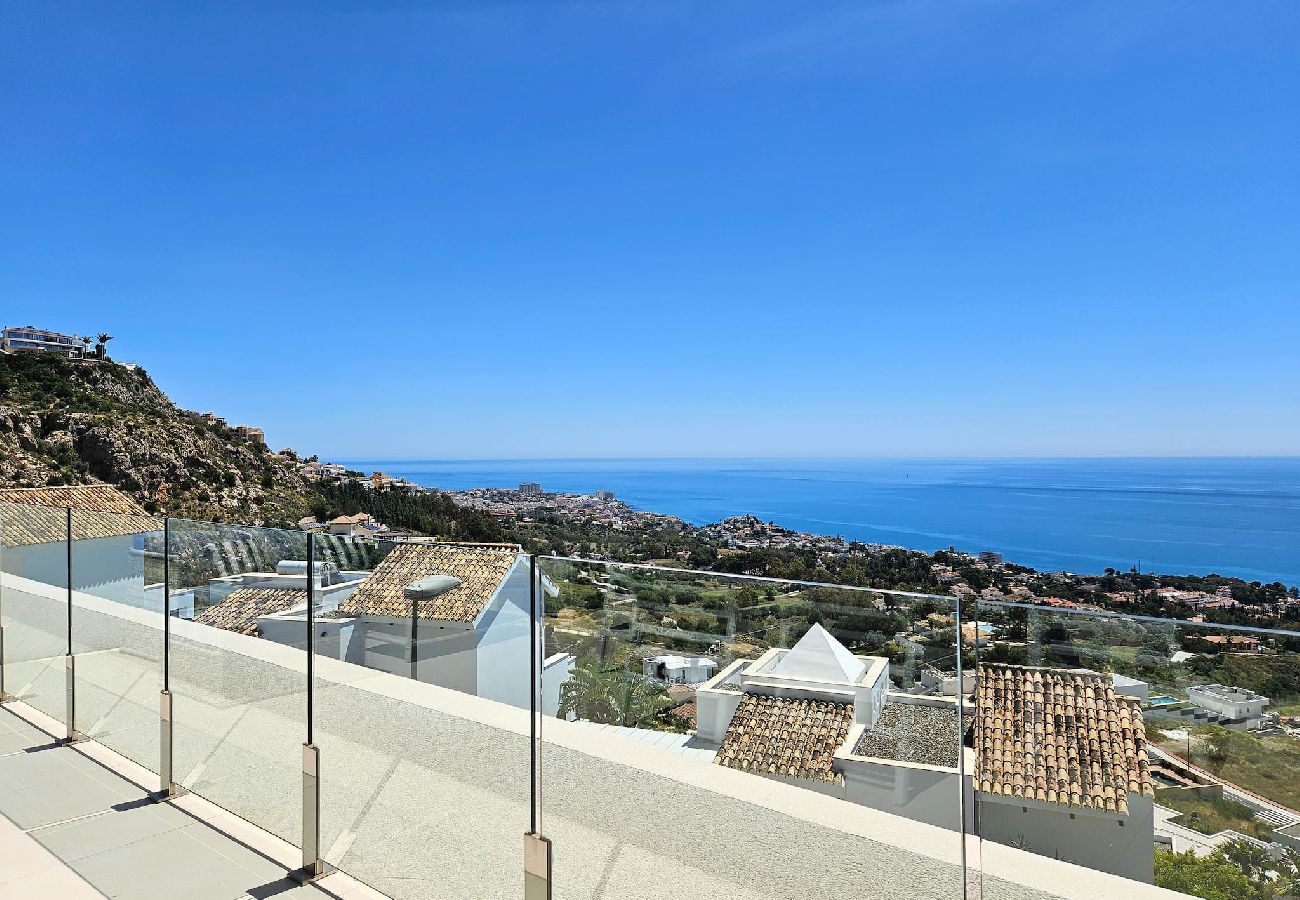 Apartment in Benalmádena - Luxury Penthouse @ Stupa hills Benalmadena 