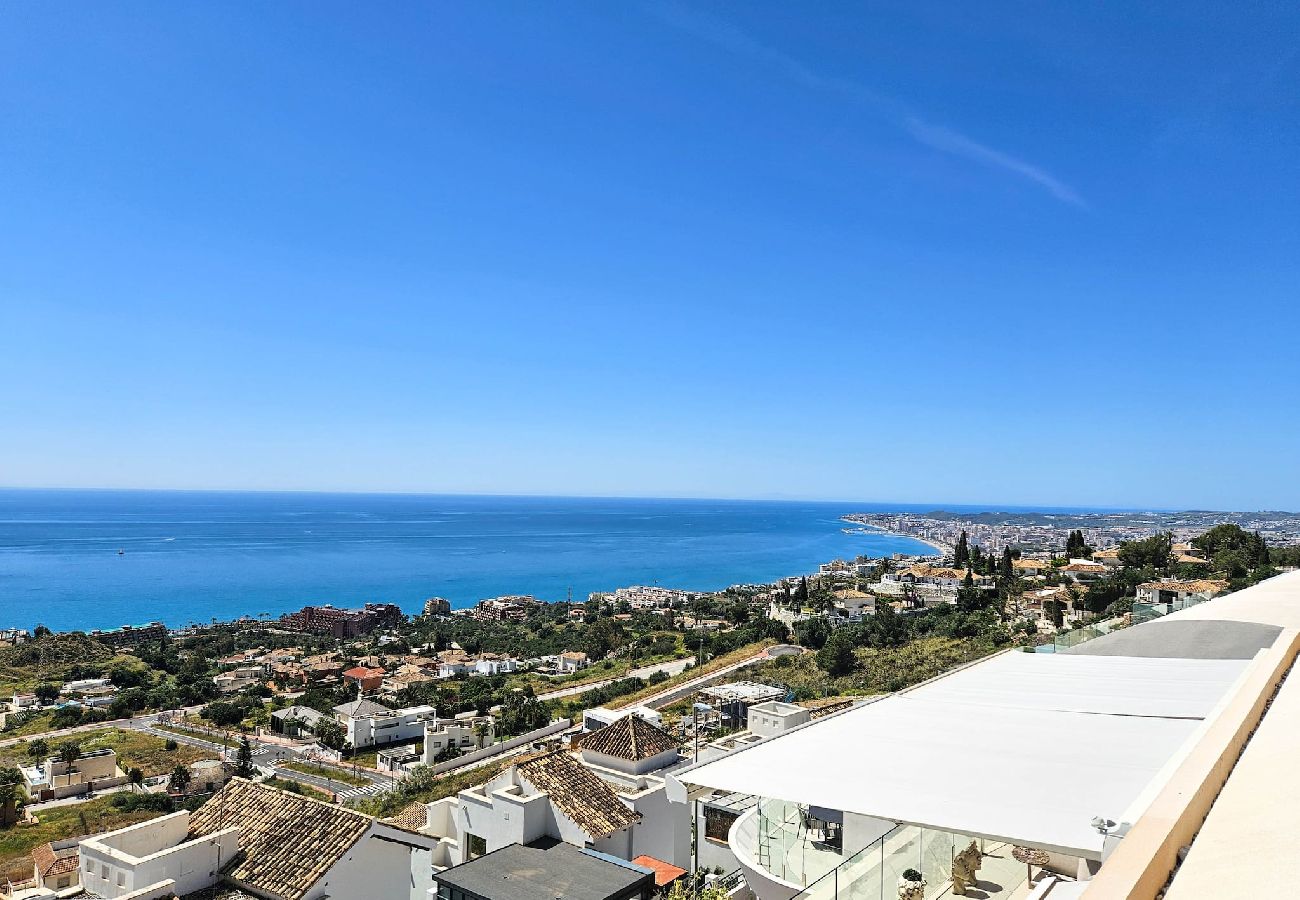 Apartment in Benalmádena - Luxury Penthouse @ Stupa hills Benalmadena 