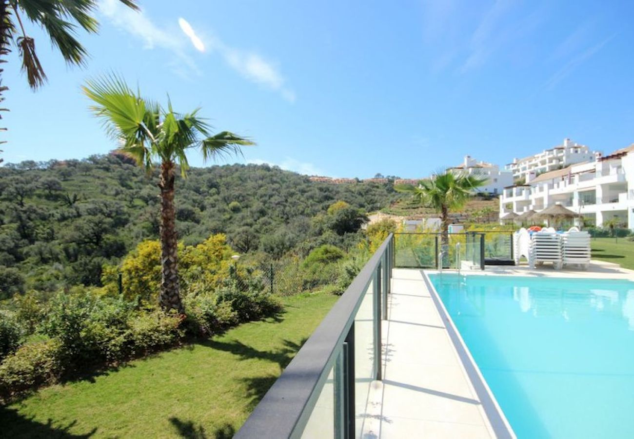 Apartment in Marbella - Enchanting Countryside Apartment with WiFi 