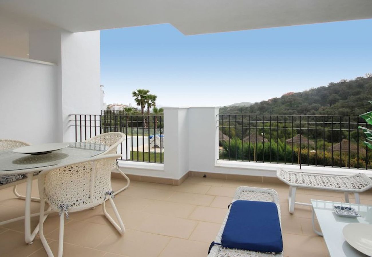 Apartment in Marbella - Enchanting Countryside Apartment with WiFi 