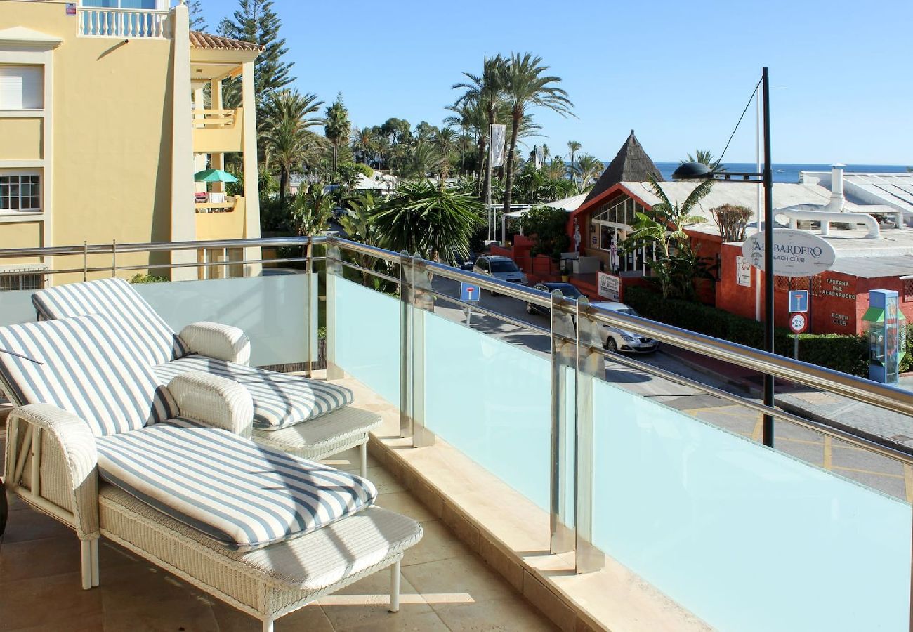 Apartment in Marbella - Luxury beachfront property, San Pedro 