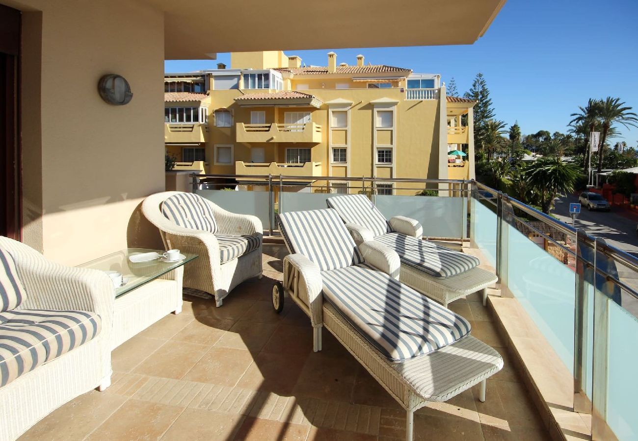 Apartment in Marbella - Luxury beachfront property, San Pedro 