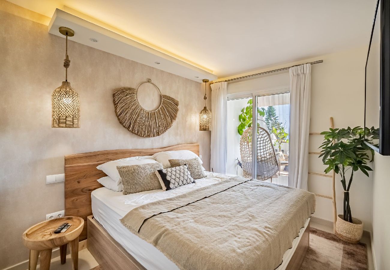 Apartment in Mijas Costa - Luxury 2 bedroom beachfront apt in Bali-Boho style 