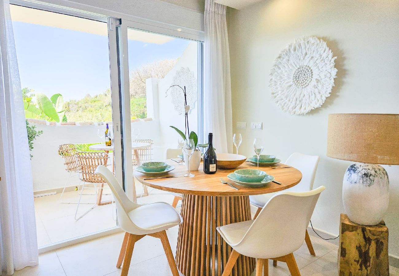 Apartment in Mijas Costa - Luxury 2 bedroom beachfront apt in Bali-Boho style 