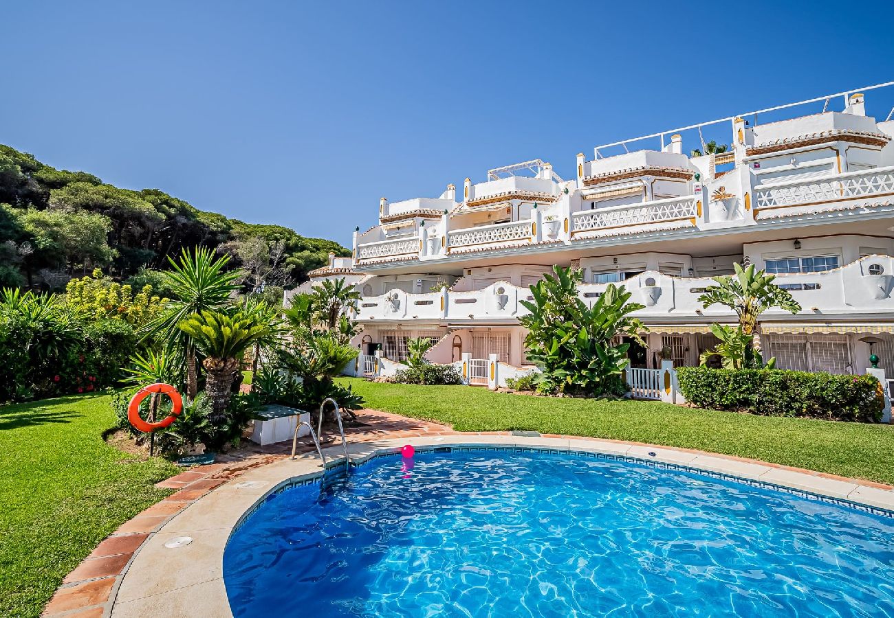 Apartment in Mijas Costa - Luxury 2 bedroom beachfront apt in Bali-Boho style 