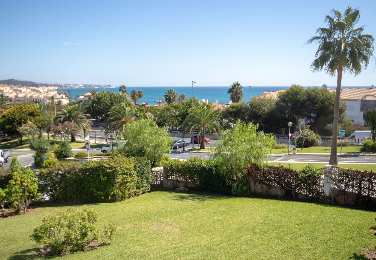 Apartment in Mijas Costa - One Bedroom Apartment Walking Distance to Beach 