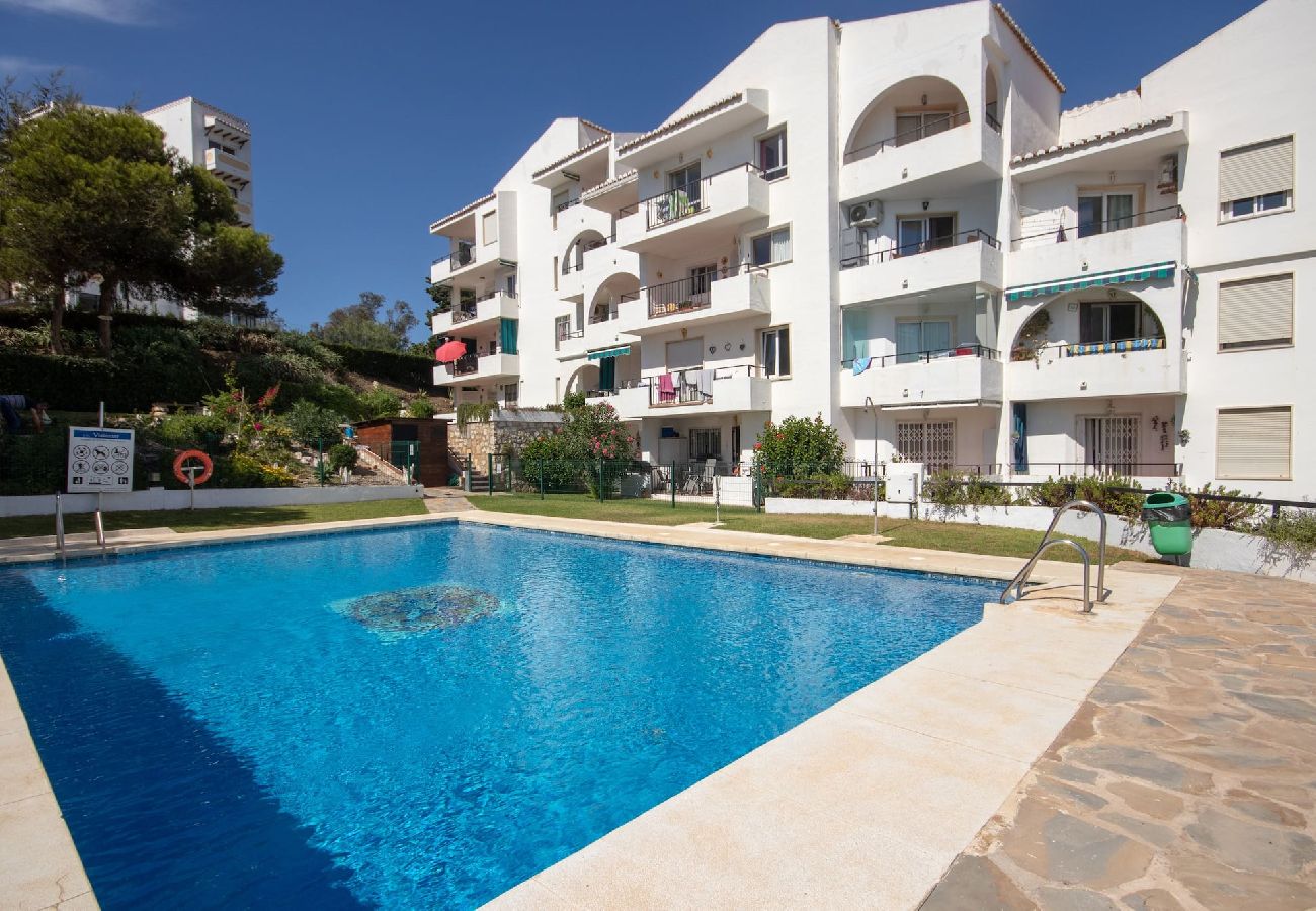 Apartment in Mijas Costa - One Bedroom Apartment Walking Distance to Beach 