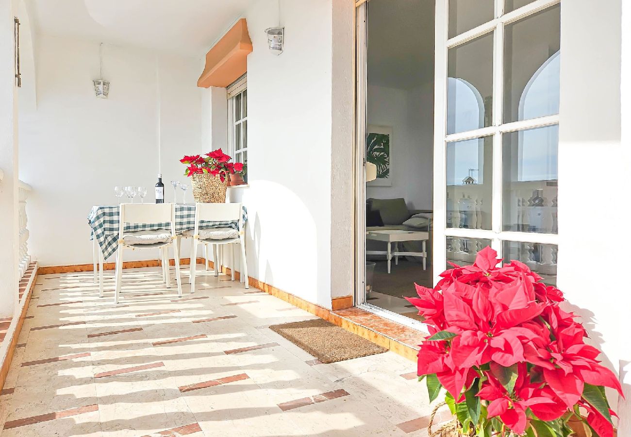 Apartment in Mijas Costa - Penthouse Apt, La Cala de Mijas Close to the Beach 