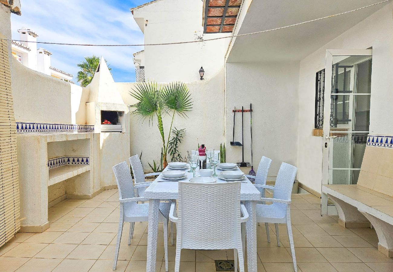 Townhouse in La Cala de Mijas - 3 Bed Townhouse  with roof terrace, 100m to beach 