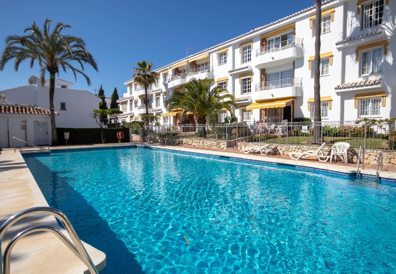 Townhouse in La Cala de Mijas - 3 Bed Townhouse  with roof terrace, 100m to beach 