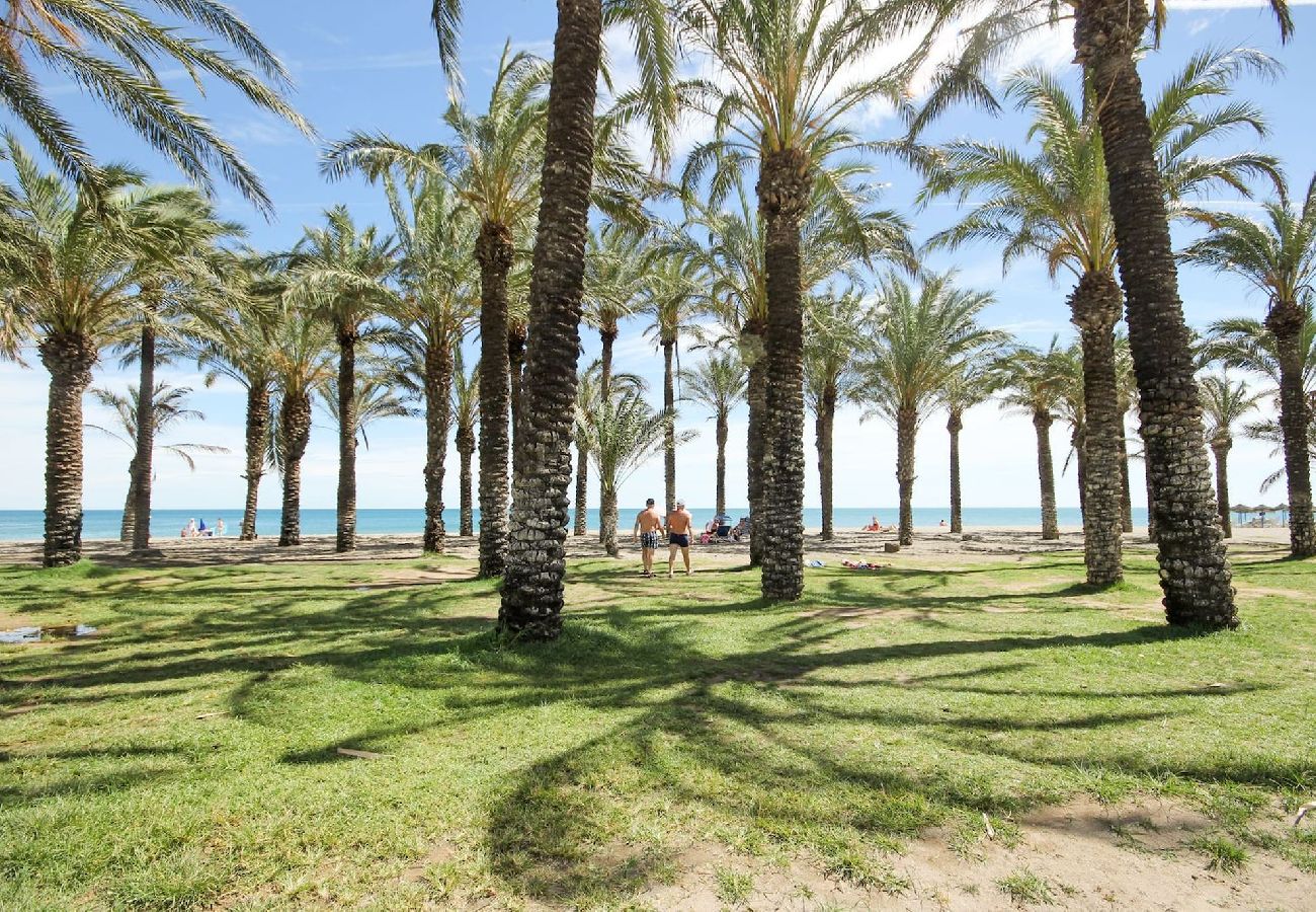 Apartment in Torremolinos - 3 bedroom apt in Torremolinos 