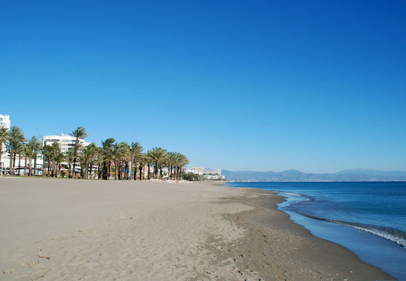 Apartment in Torremolinos - 3 bedroom apt in Torremolinos 