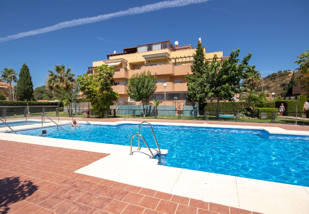 Apartment in La Cala de Mijas - 2 Bed in La Cala de Mijas, close to La Noria golf 