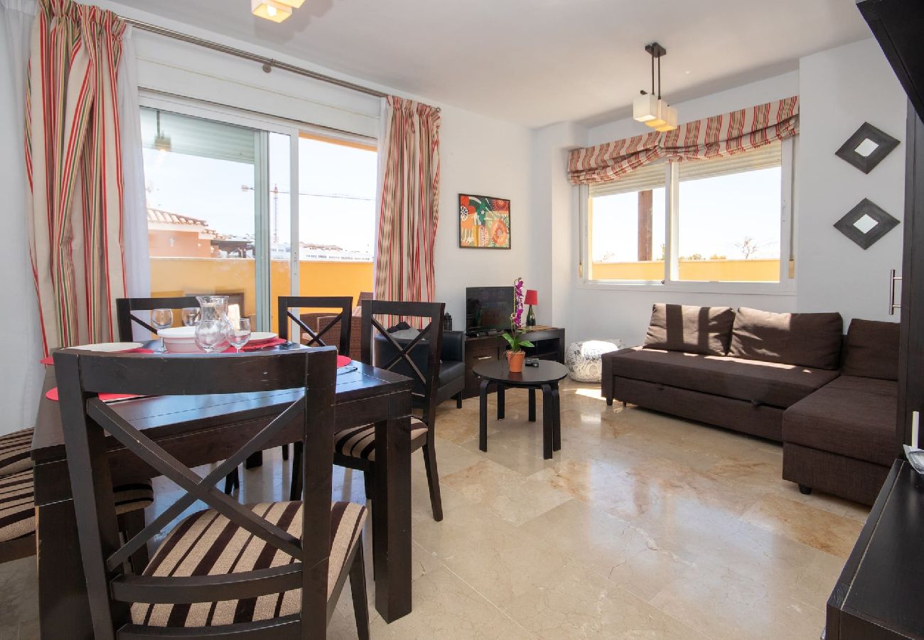 Apartment in La Cala de Mijas - 2 Bed in La Cala de Mijas, close to La Noria golf 