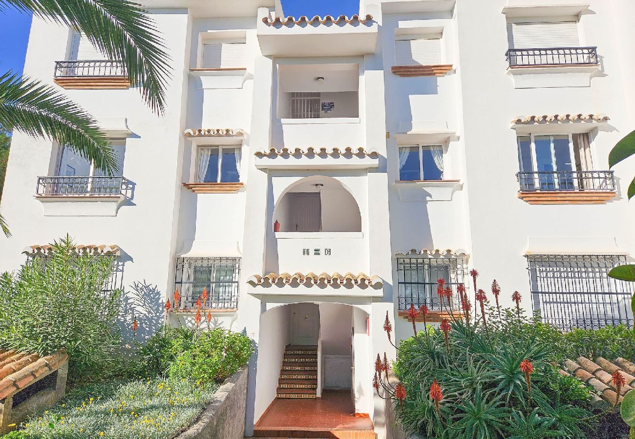 Apartment in Mijas Costa - Two bedroom penthouse in Miraflores with sea views 