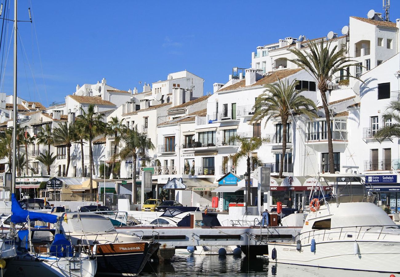 Apartment in Marbella - 3 Bed Apart Nueva Andalucia 5 min drive to Banus 