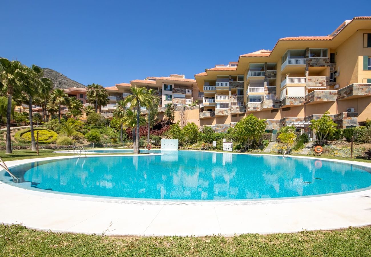 Apartment in Benalmádena - Lovely 2 bedroom apartment in Reserva del Higueron 