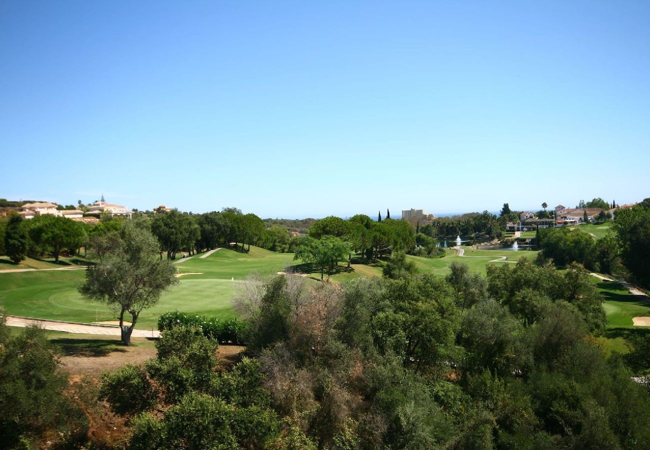 Apartment in Marbella - Lovely 2 bedroom apt near golf Los Lagos Elviria 