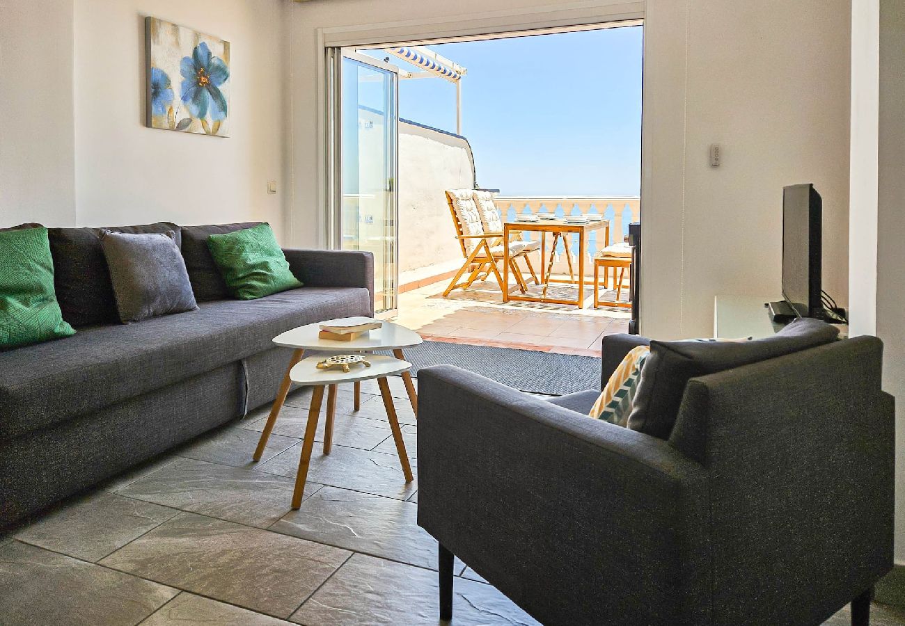 Apartment in Mijas Costa - Two Bed Beachfront Apartment, Panoramic Sea Views 