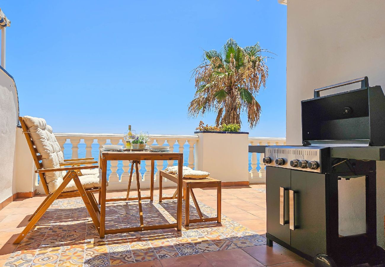 Apartment in Mijas Costa - Two Bed Beachfront Apartment, Panoramic Sea Views 