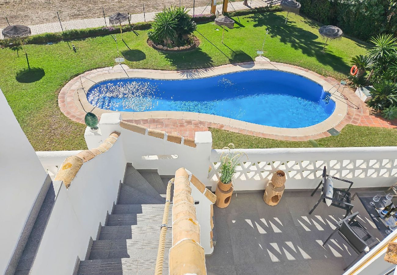 Apartment in Mijas Costa - Sea view beachfront penthouse with BBQ 