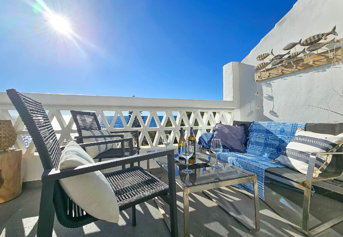 Apartment in Mijas Costa - Sea view beachfront penthouse with BBQ 