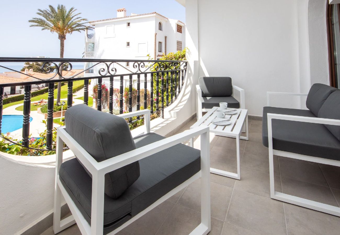 Apartment in Mijas Costa - Newly Renovated 2 Bed Apt Miraflores with seaviews 