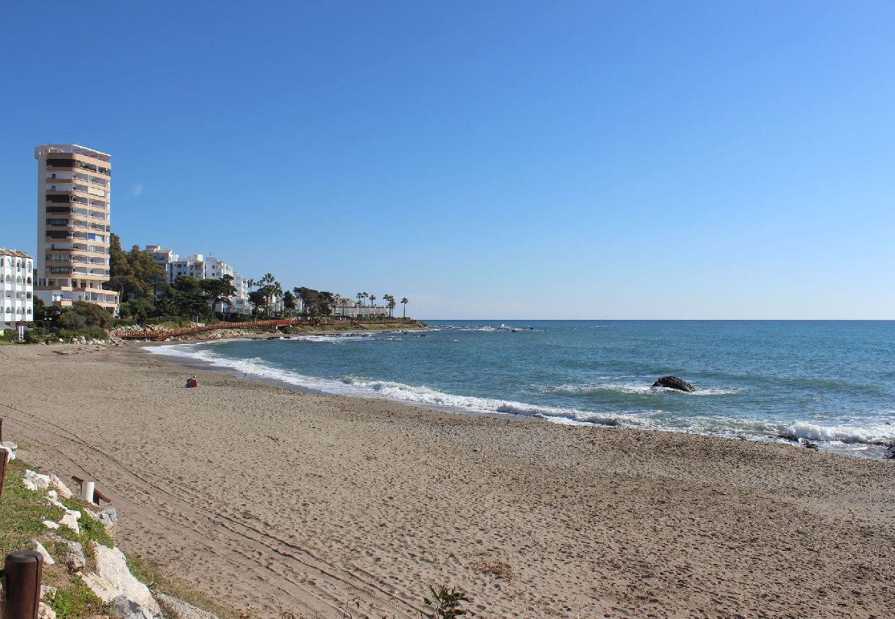 Apartment in Mijas Costa - Newly Renovated 2 Bed Apt Miraflores with seaviews 