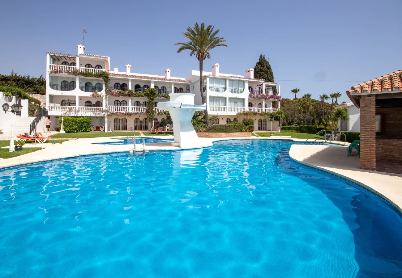 Apartment in Mijas Costa - Newly Renovated 2 Bed Apt Miraflores with seaviews 