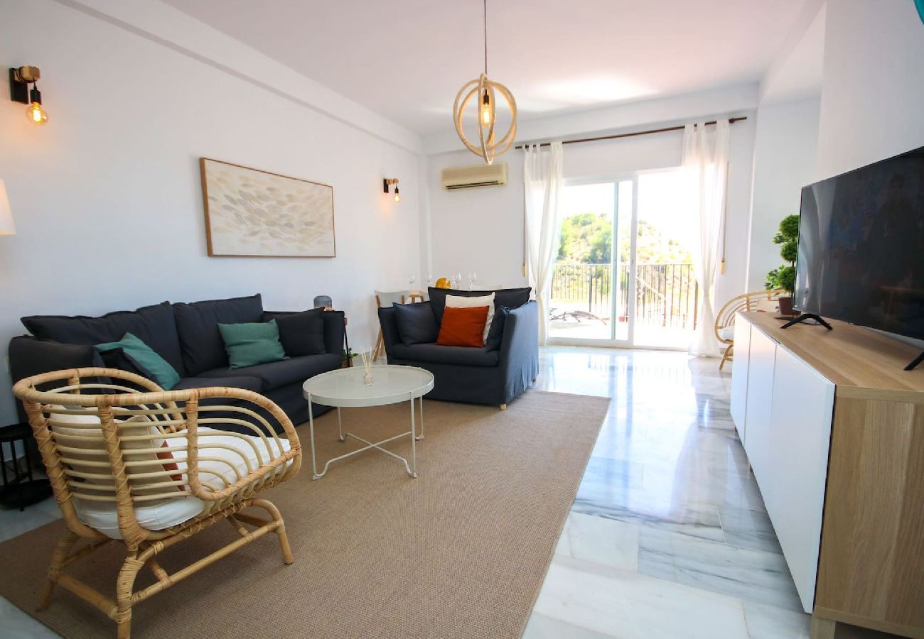 Townhouse in Mijas Costa - Four bedroom townhouse in Benalmadena with BBQ 