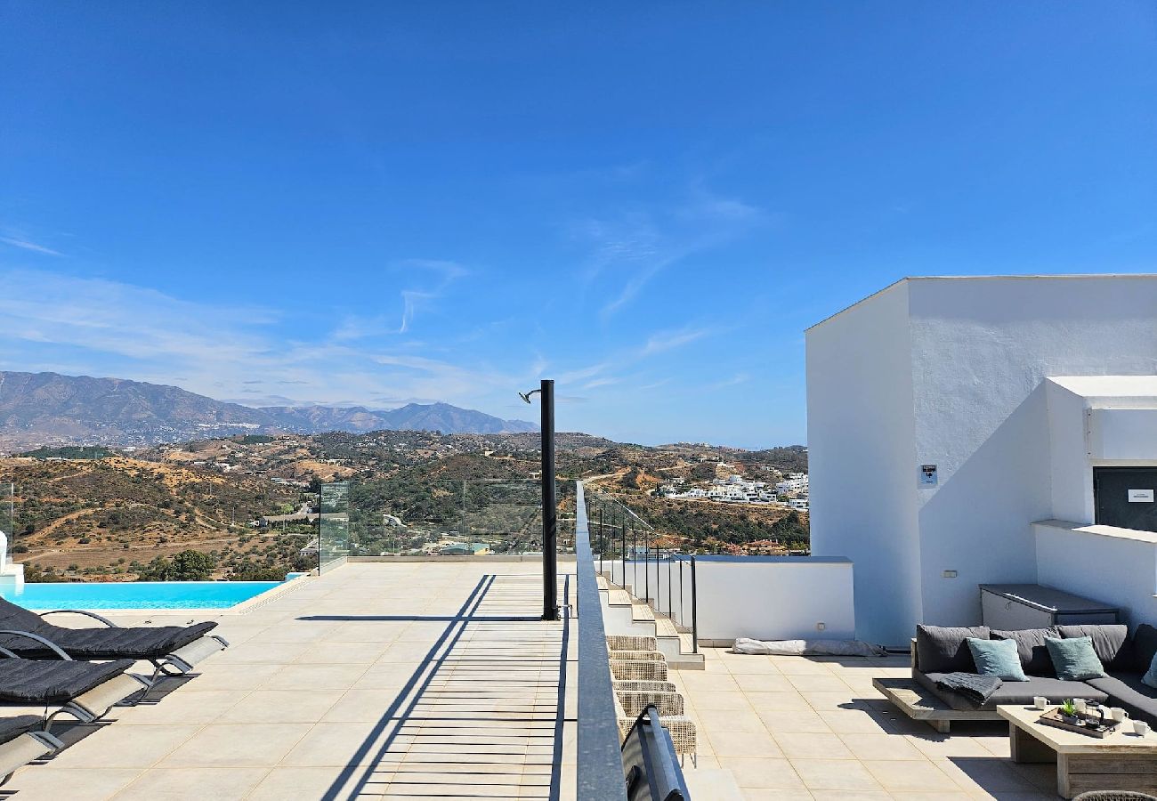 Apartment in La Cala de Mijas - Penthouse with 2 terraces and Private Plunge Pool 