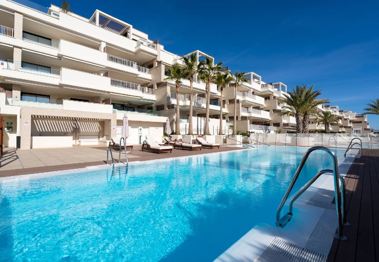 Apartment in La Cala de Mijas - Modern 3 bed in La Cala with private plunge pool 