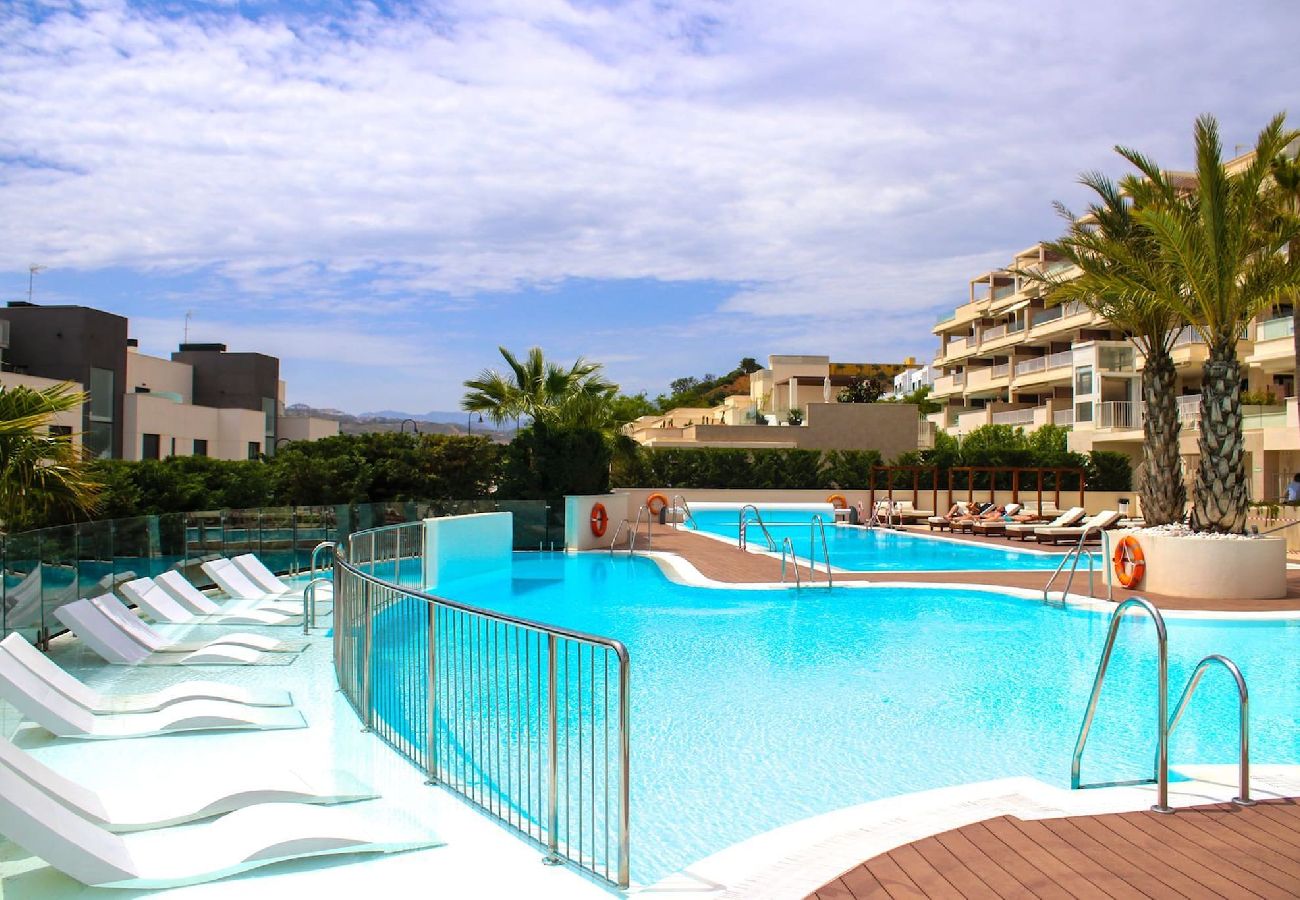 Apartment in La Cala de Mijas - Modern 3 bed in La Cala with private plunge pool 