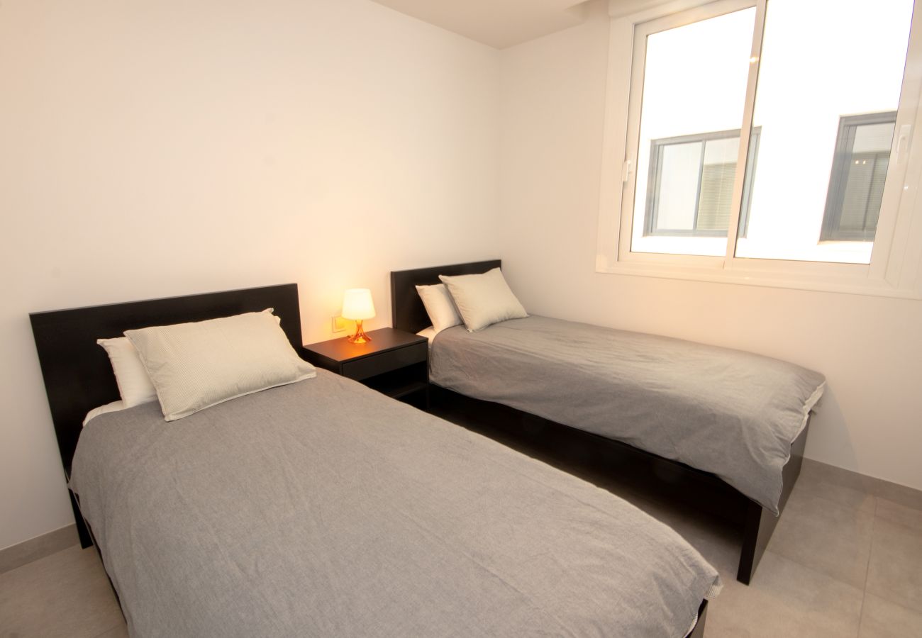 Apartment in La Cala de Mijas - Modern 2 bedroom apt Casa Banderas in La Cala 