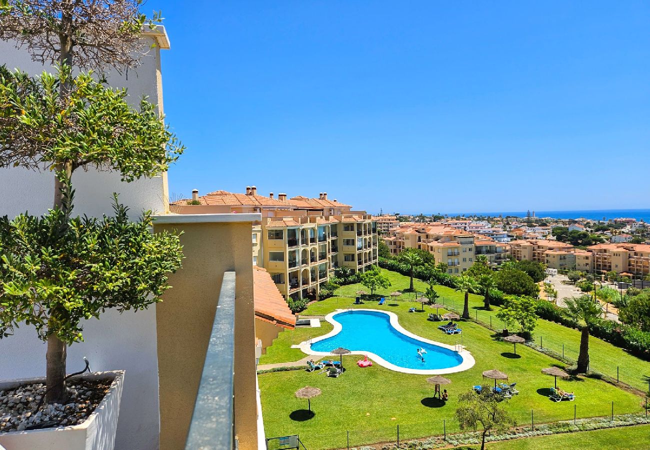 Apartment in Mijas Costa - Amazing 4 bedroom penthouse in El Faro 