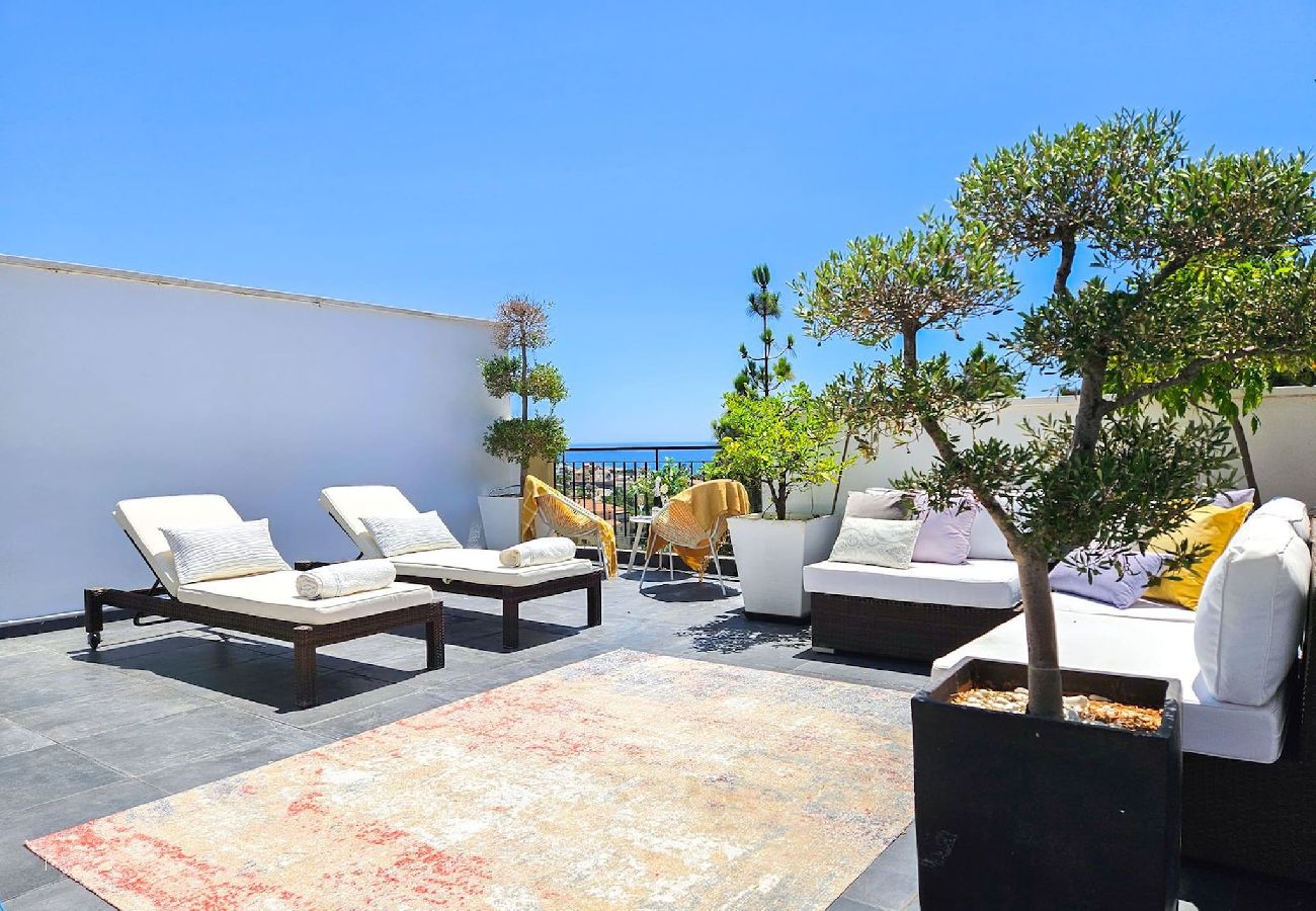 Apartment in Mijas Costa - Amazing 4 bedroom penthouse in El Faro 