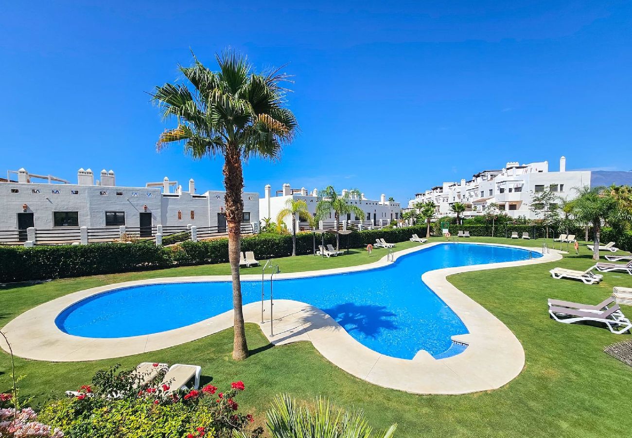 Apartment in Estepona - 2 Bed Duplex in Sunset Golf 