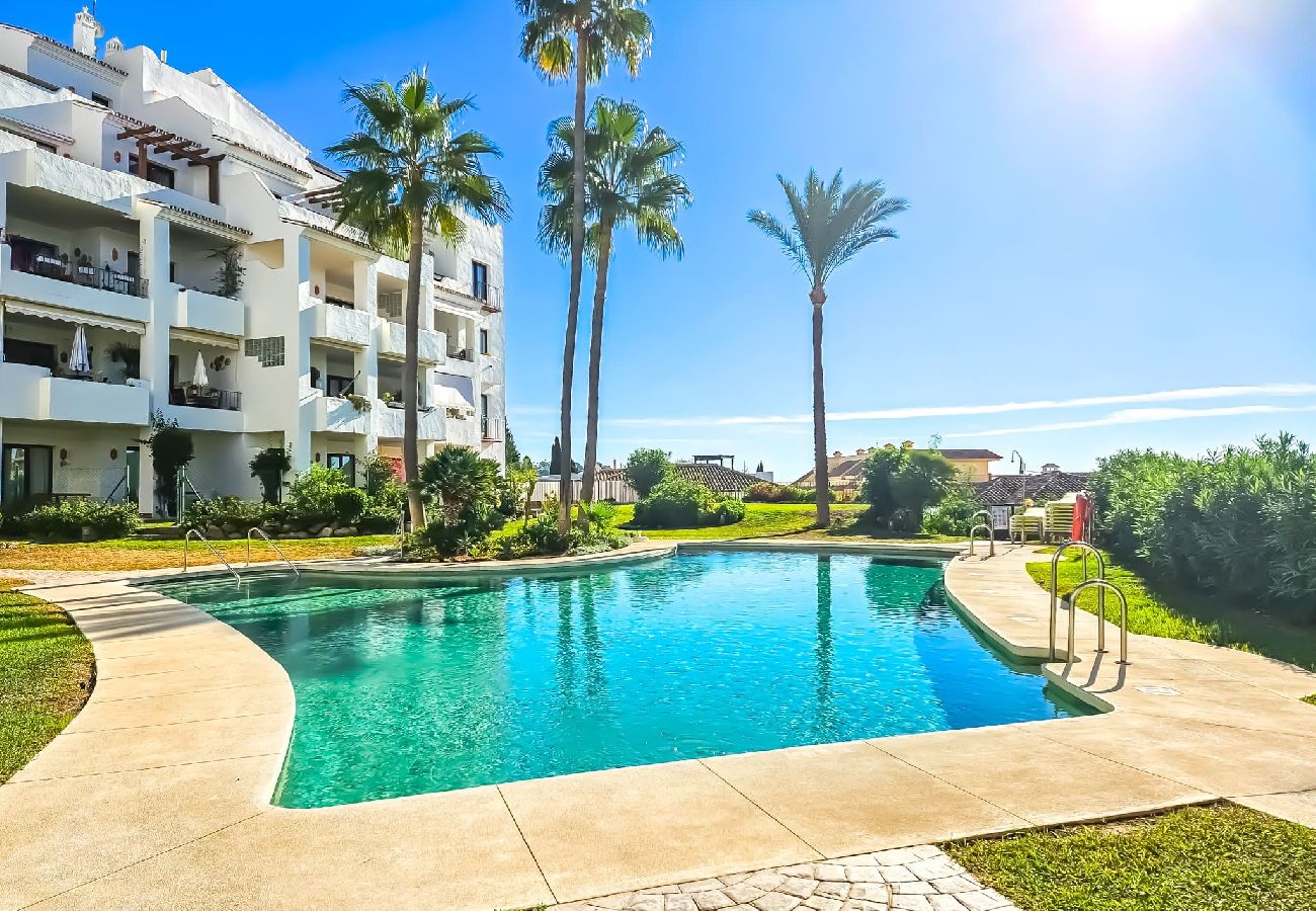 Apartment in Mijas Costa - Two bed apartment in Mijas Golf 