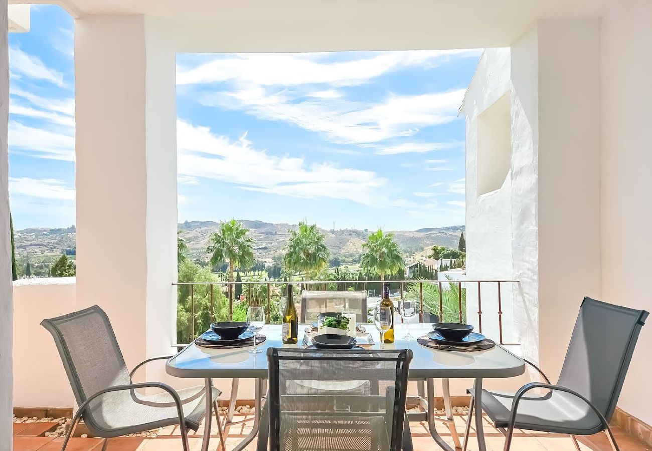 Apartment in Mijas Costa - Two bed apartment in Mijas Golf 