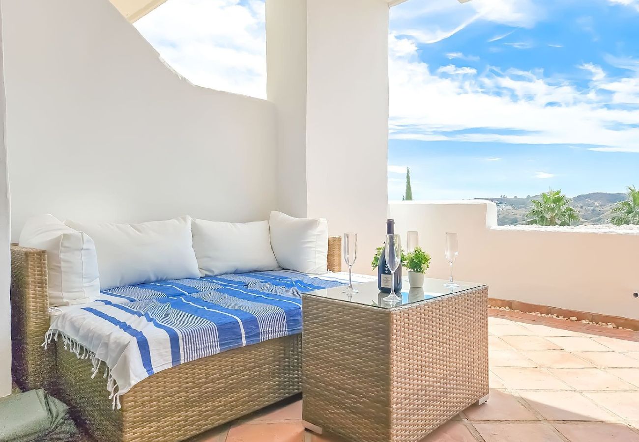 Apartment in Mijas Costa - Two bed apartment in Mijas Golf 