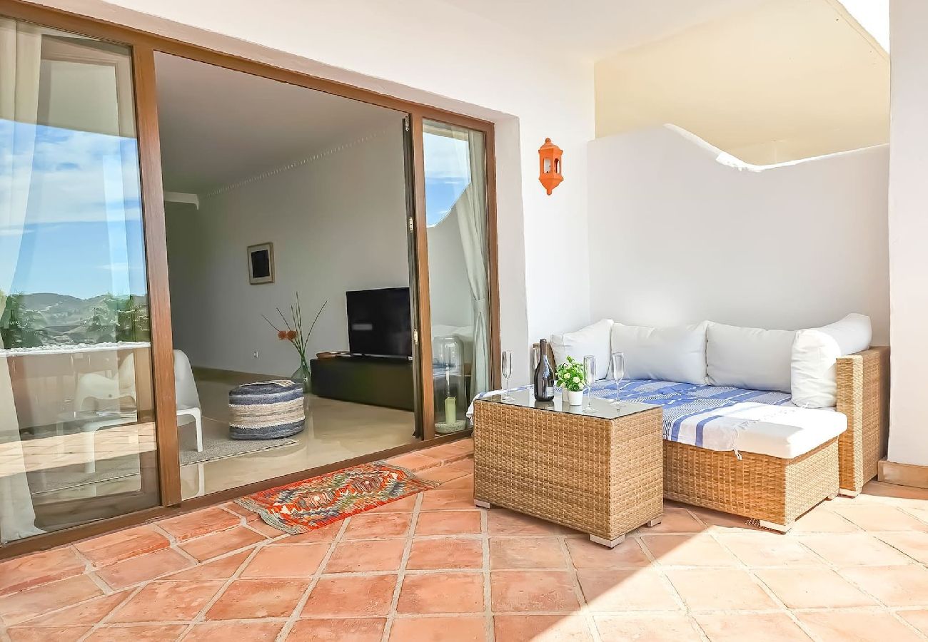 Apartment in Mijas Costa - Two bed apartment in Mijas Golf 