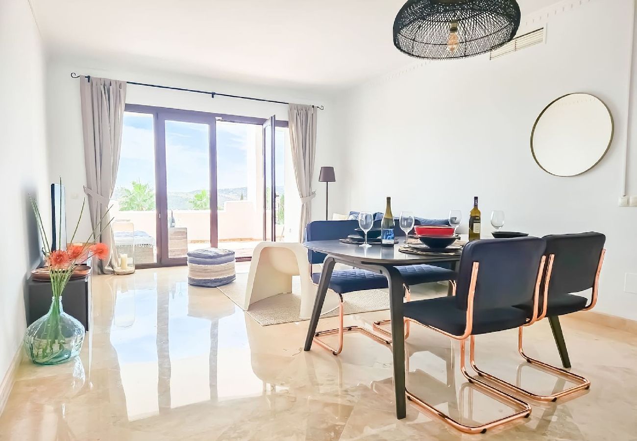 Apartment in Mijas Costa - Two bed apartment in Mijas Golf 